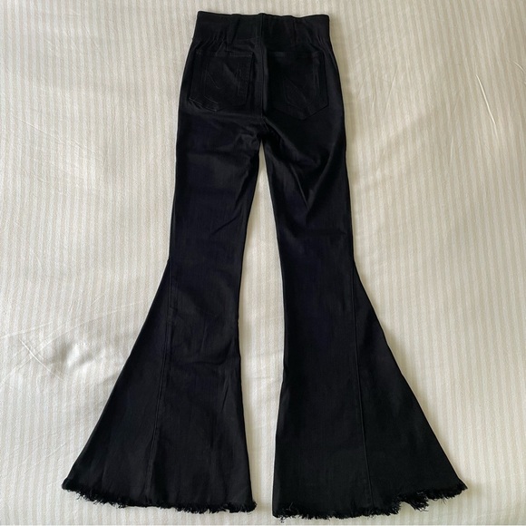 SMYMM Berkeley Bells in black lava - Picture 4 of 8